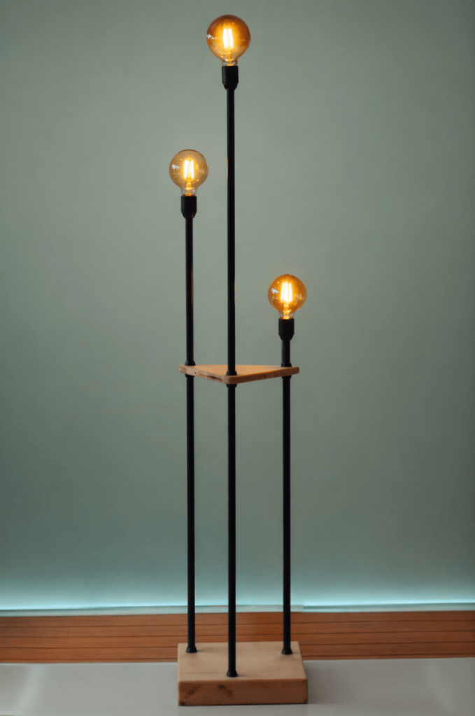 Oblutak ručno rađena lampa