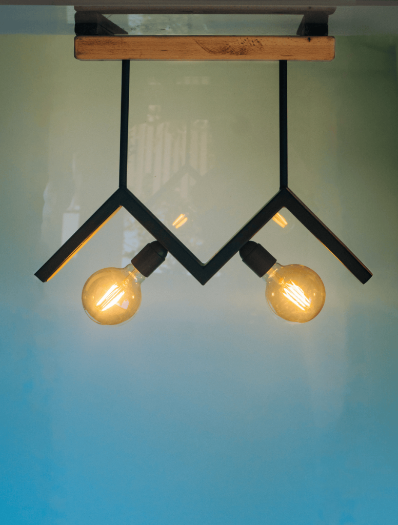 Oblutak ručno rađena lampa